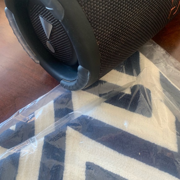 Potterybarn Crewel Chevron Pillow Covers - Picture 5 of 5